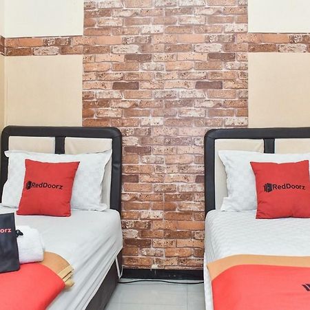 Reddoorz At Omah Wetan Sawojajar Malang Hotel Exterior foto
